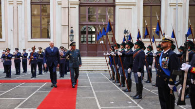 Министр обороны Казахстана провел встречу в Риме: обсуждены перспективы военного сотрудничества