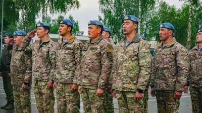 Казахстанские десантники поборются за нагрудный знак в элитных состязаниях спецназа