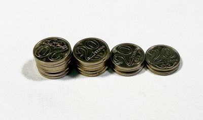 Серебряные монеты в честь 30-летия Конституции РК начнут продавать с 27 августа