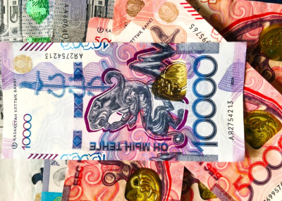 Что будет с тенге? Прогноз курсов валют на 9 июля
