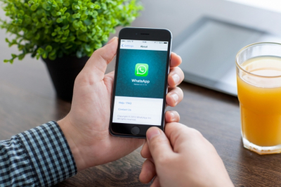 О возможных блокировках в апреле пользователей предупредил WhatsApp