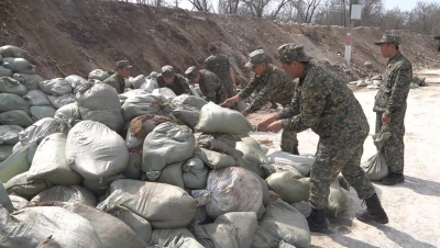 На помощь Западно-Казахстанской области пришли около 1000 гвардейцев