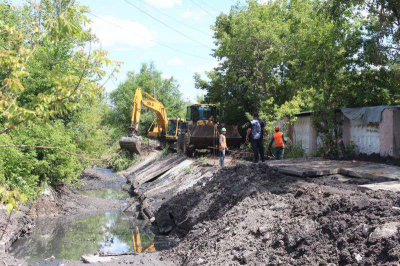 В Караганде началась очистка реки Большая Букпа