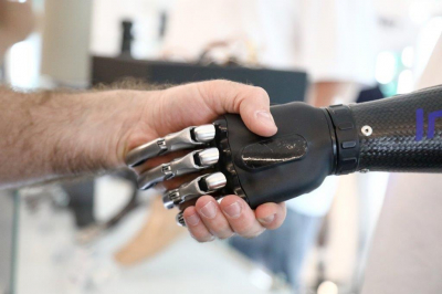 Военэксперт Клинцевич: в 2027 году на поле боя могут появиться роботы