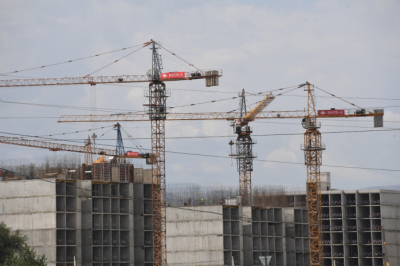 Построить многоэтажку на месте парка разрешили чиновники в Алматы