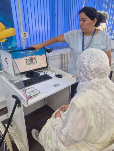 85-летняя жительница Алматы решила сдать ЕНТ, чтобы поступить в университет